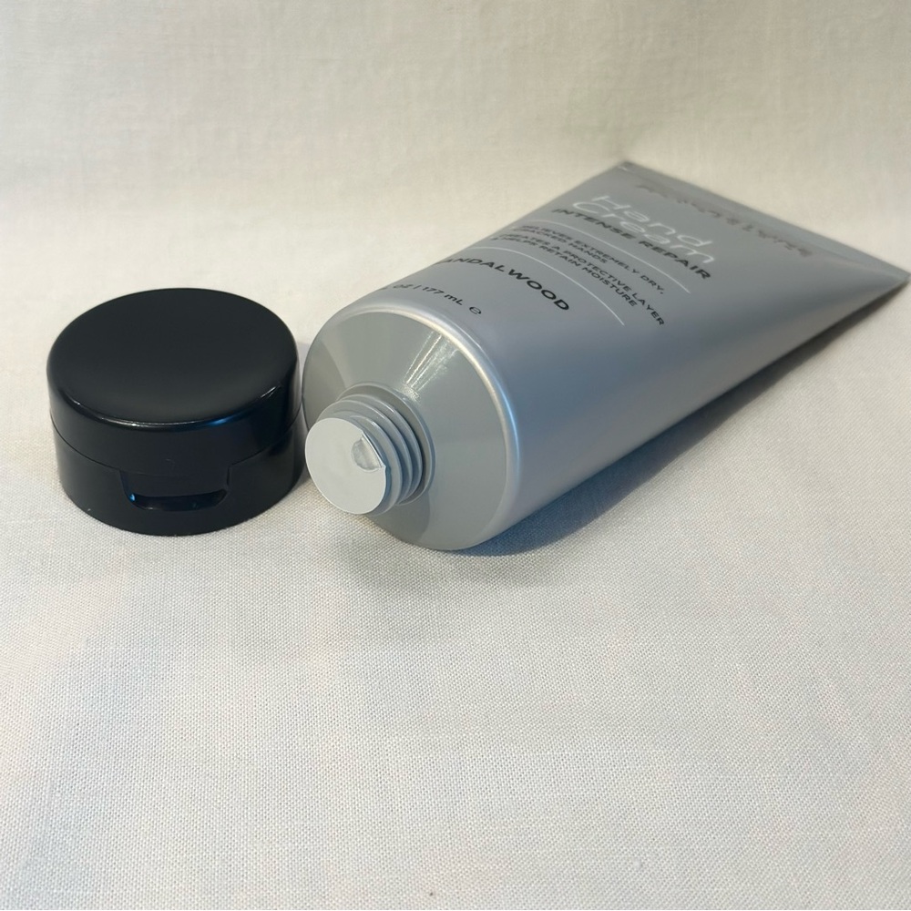 Hand Cream - Picture 3 of 3